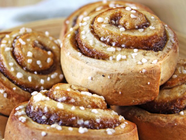 north-cyprus-cinnamon-bun-day