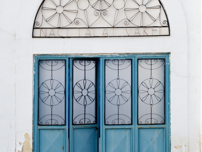 north-cyprus-blue-doors