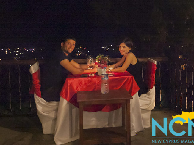 north-cyprus-2015-romantic-dinner-couple-in-love