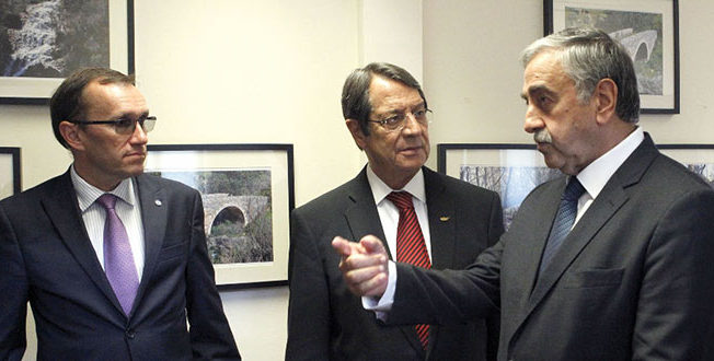 The two Cypriot leaders are meeting